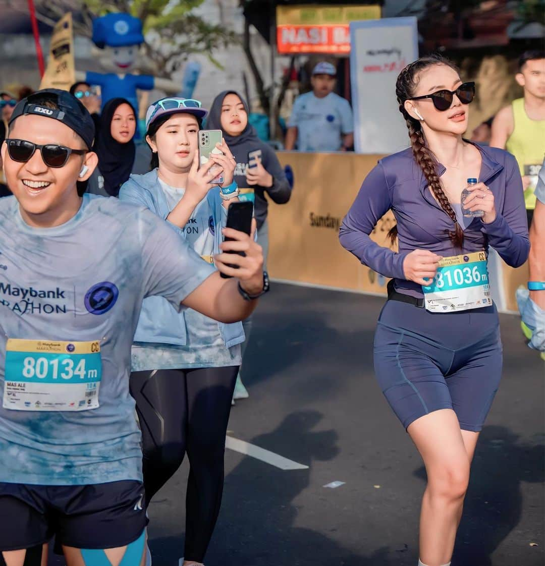 ユニ・エキアのインスタグラム：「Just keep running 🏃🏻」