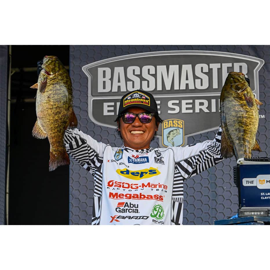 Megabass Inc.のインスタグラム：「2023 Minn Kota Bassmaster Elite at St. Lawrence River 2023年バスマスターエリートシリーズ最終戦 木村建太がトータル95lb10ozで7位。マッティー・ウォンが94lb4ozで9位。 @kentakimura5727  @matty_wong @bass_nation #Megabass #bassmasterelite #メガバス #バスマスターエリート #ハゼドンシャッド #HazedongShad」