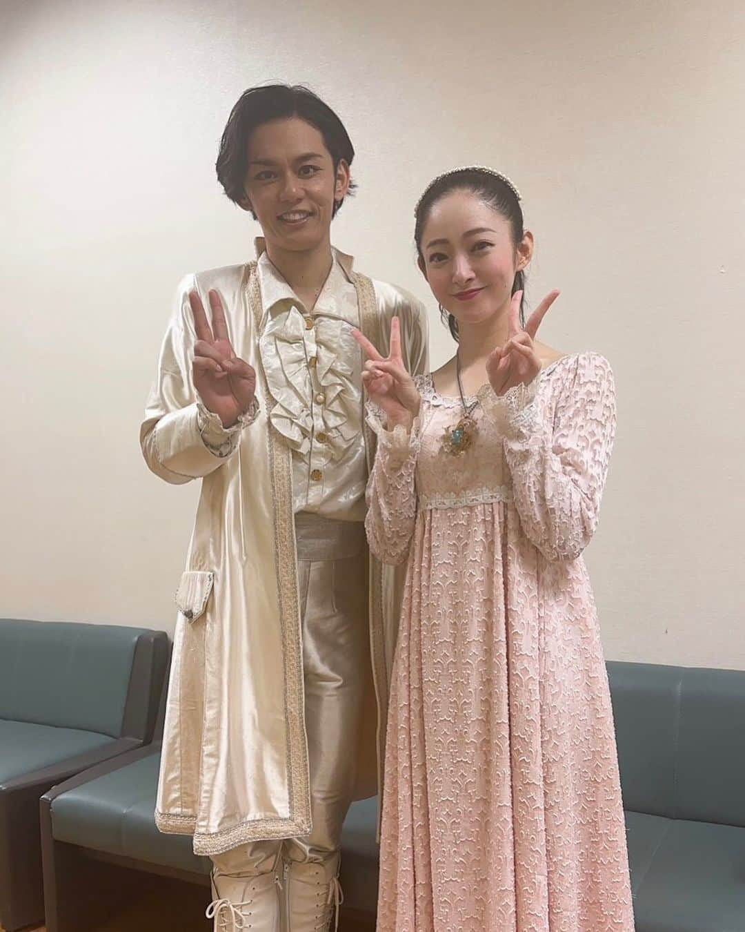 藤岡沙也香さんのインスタグラム写真 - (藤岡沙也香Instagram)「こんばんは。  劇団東少ミュージカル　人魚姫  9月2日は茨城県東海での公演。 私の地元でもある茨城県での公演。  終演後には、お見送りもあります🧜  #人魚姫 #茨城県」8月29日 21時12分 - sayaka.himeka