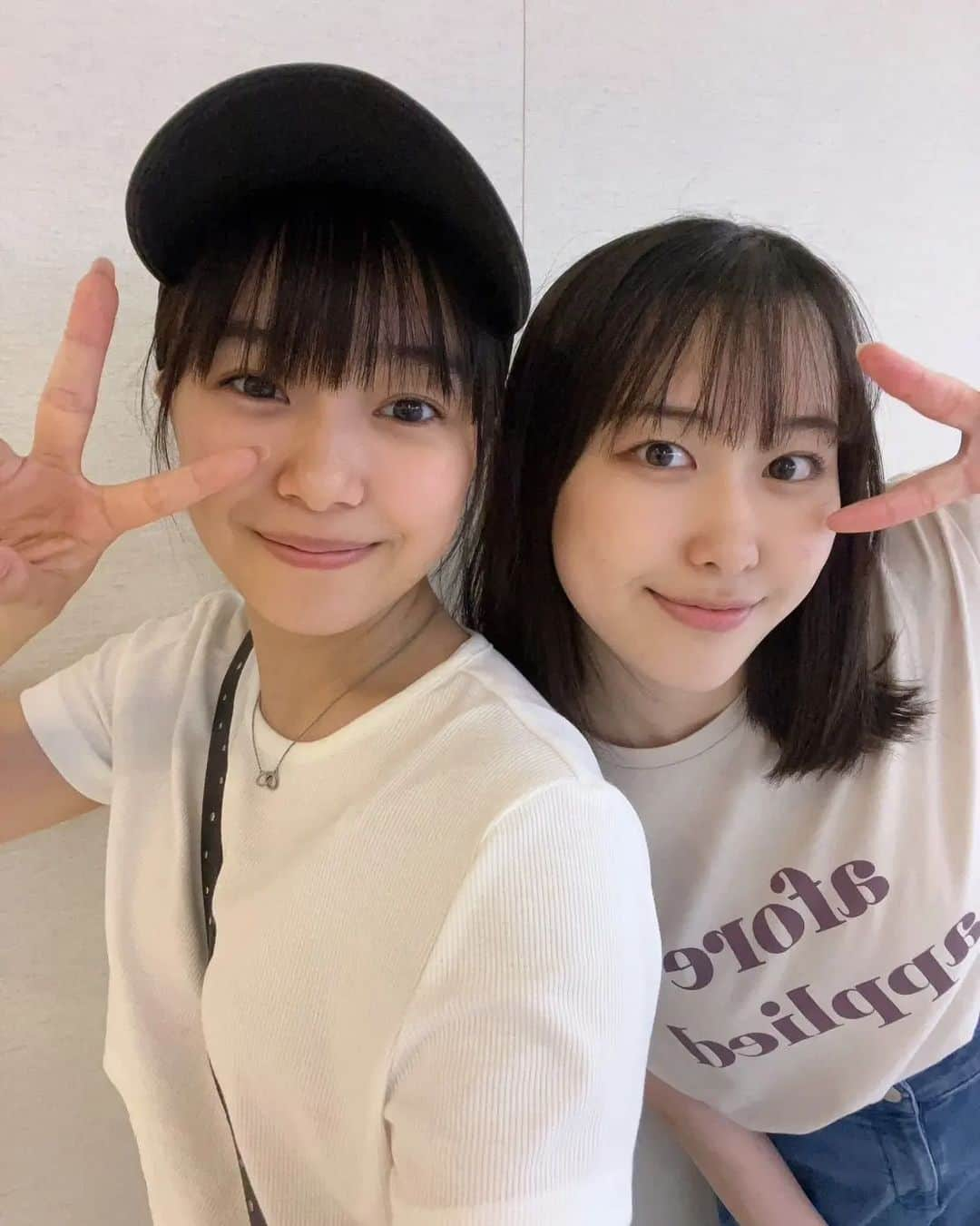 山下森羅さんのインスタグラム写真 - (山下森羅Instagram)「みゆと🐧 ⁡⁡ ⁡最近仲良すぎて⁡ こまってます笑笑笑笑⁡ ⁡⁡ ⁡#山下森羅 #スタダ#スタダ1 #スターダストプロモーション #渡邉心結 #モデル #女優 #高校生 #女子高生」8月29日 21時11分 - shiira_yamashita0922