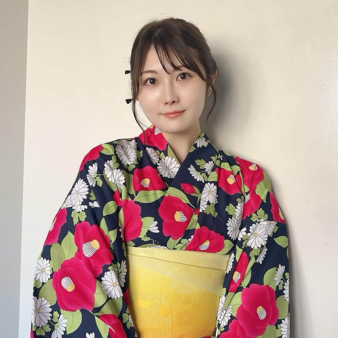 横島亜衿のインスタグラム：「今年、浴衣着た〜🎵」