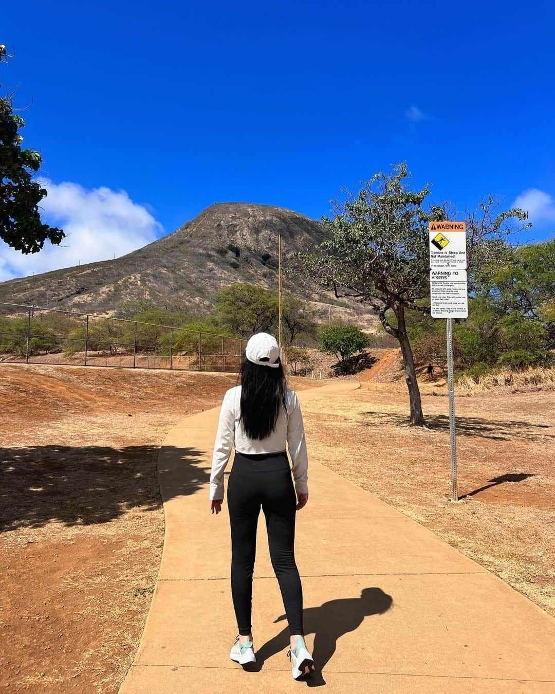 佐山彩香さんのインスタグラム写真 - (佐山彩香Instagram)「Lovely memories🩷 #cocohead #manoafalls #hawaii」8月29日 23時28分 - ayaka_sayama