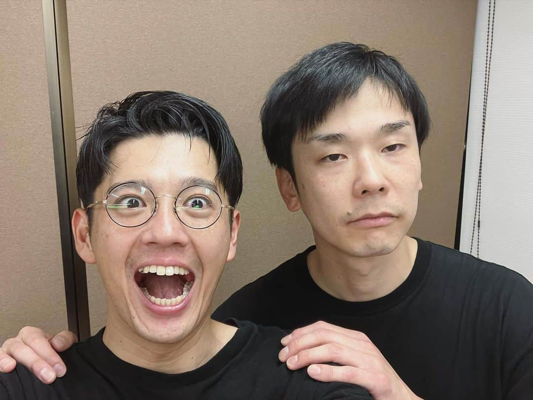 桑原雅人さんのインスタグラム写真 - (桑原雅人Instagram)「濱家さんと戦いました！  #桑の試練 #27人目 #かまいたち濱家 #レアすぎ #出てくれた #変態すぎ #無限ダンス #変顔100連発 #こちらのフィールドのはずが #ロンリースリップ発動 #やはり怪物 #死闘ですので見届けて下さい #有楽町ファイナル #配信あります」8月30日 0時08分 - kuwatotto