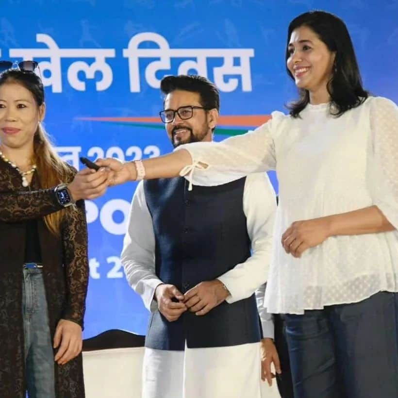 Mary Komのインスタグラム：「Some glances from the high spirited event of #NationalSportsDay2023 at Sports Authority of India, New Delhi.   @official.anuragthakur  @fitindiaoff @anjubgeorge @yasministryindia」