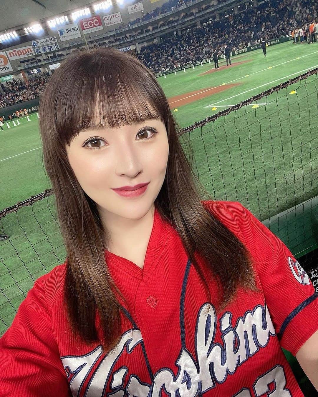 倭早希のインスタグラム：「. . . 4/28 & 5/12  🥹🎏  . #カープ#カープ女子#carp#🎏 #東京ドーム」