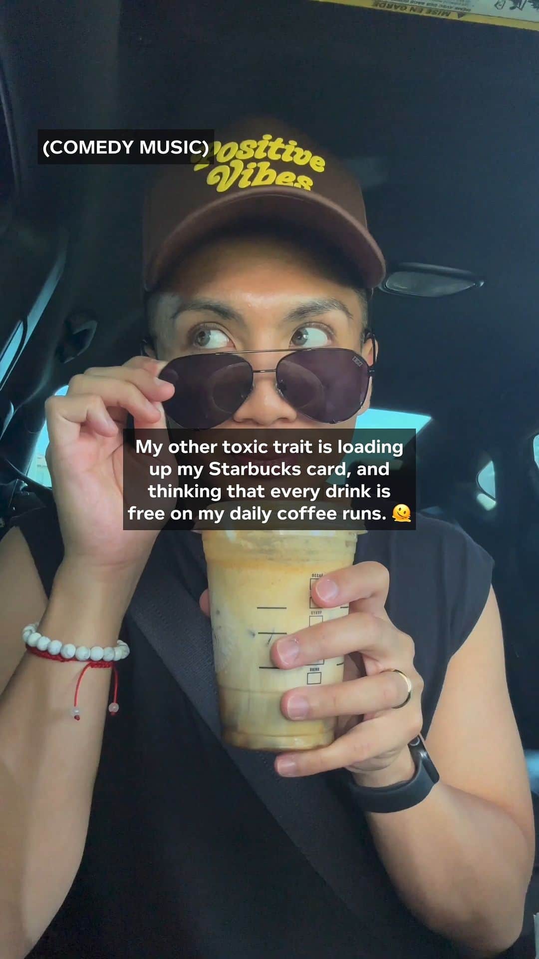 Starbucksのインスタグラム：「Loading your card is just treating future you to coffee. 😊 Created with @paulzedrich #Starbucks #CoffeeRun」