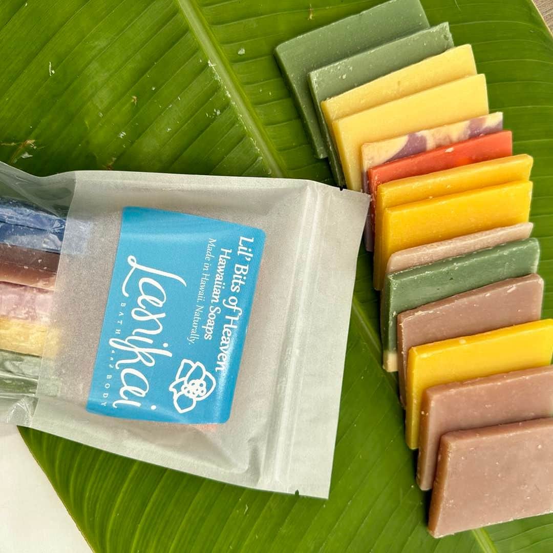 Lanikai Bath and Bodyさんのインスタグラム写真 - (Lanikai Bath and BodyInstagram)「‘Lil bits of Heaven. All natural soaps perfect for travel, guest bathrooms or every day use. Assorted Lanikai fragrances in every package.  #ShopSmall #LanikaiFavorites #lanikaibathandbody」8月30日 3時50分 - lanikaibathandbody