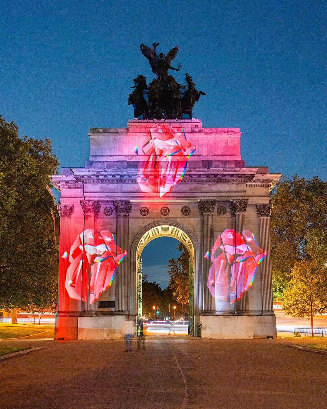 The Rolling Stonesのインスタグラム：「HELLO WORLD 💥 WWW.HACKNEYDIAMONDS.COM  #therollingstones #rollingstones #hackneydiamonds」