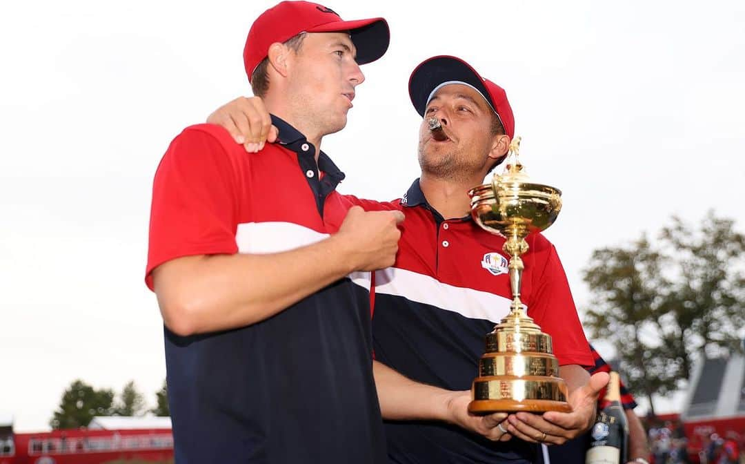 ザンダー・シャウフェレさんのインスタグラム写真 - (ザンダー・シャウフェレInstagram)「Another season in the books! Congrats to the FedExCup champion @viktor_hovland  Now time for a little rest before heading to 🇮🇹 to defend the 🏆 Ryder Cup with Team USA 🇺🇸 @rydercupusa」8月30日 4時44分 - xanderschauffele