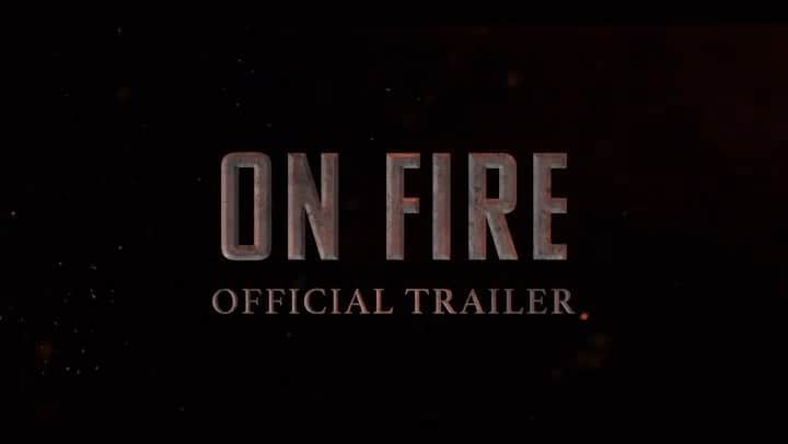 ピーター・ファシネリのインスタグラム：「Excited to share the exclusive trailer for my new film ON FIRE in theaters Sept 29. ON FIRE spotlights the growing threats of wildfires while telling a story of a family working and growing together to overcome insurmountable odds. The film gives tribute to the heroic efforts of firefighters and first responders and also explores themes of faith, hope, and new beginnings. It is a film meant to give pause and question as to how we can prevent and curb the tragic outbreaks of these fires that are far to prevalent in the news. My heart is broken for the families affected by the tragic Hawaii fires  And the fire in Washington State.  I pray we can come together to find a solution.  @fionadourif @asherangel @officiallancehenriksen @onfirethemovie @cineverse.tv @marquepr   ***ON FIRE is a fully funded independant film being released theatrically by Cineverse, a Non-struck company. The film has signed the Sag-Aftra interim- agreement and has been approved by Sag AFTRA to promote. I fully stand with my union SAG-AFTRA and applaud and celebrate independant films and producers that have signed on to our new terms and conditions under the interim agreement. They are sending a message that what we are asking for IS perfectly realistic and I hope the bigger corporations follow In their footsteps. #sagaftrastrong #wgastrong #downwithcorporategreed」