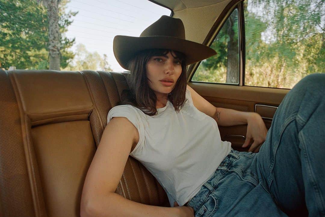 ブリクストンのインスタグラム：「Alyssa Miller in our El Paso Cowboy hat.」