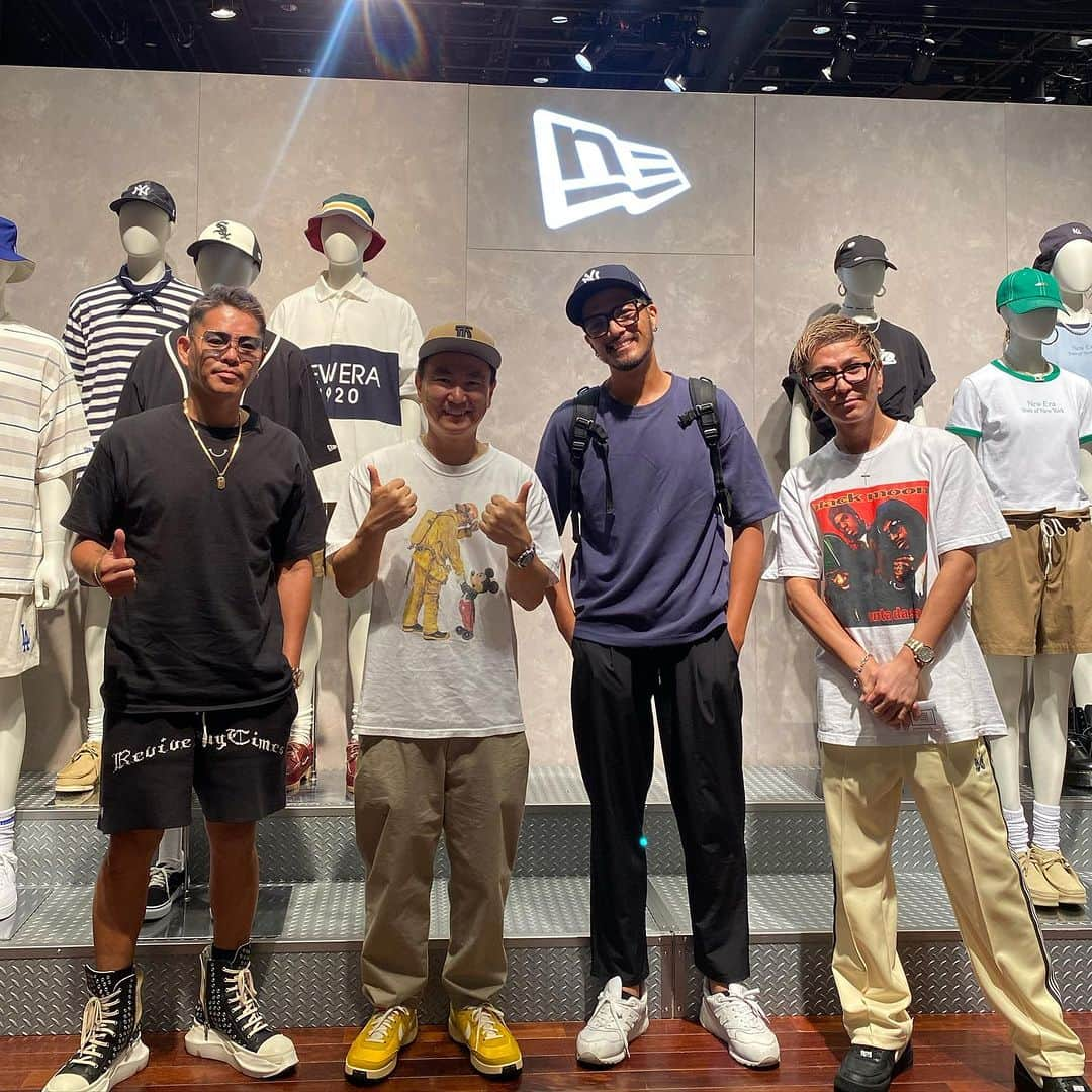 ZOEさんのインスタグラム写真 - (ZOEInstagram)「久々の人達が集結🔥  @newerajapan  @sneakerkenji0117  @kamaitachi.neko.6.neko  @deep_yuichiro_official  @liyo_ryo」8月30日 16時08分 - zoe1201zoe