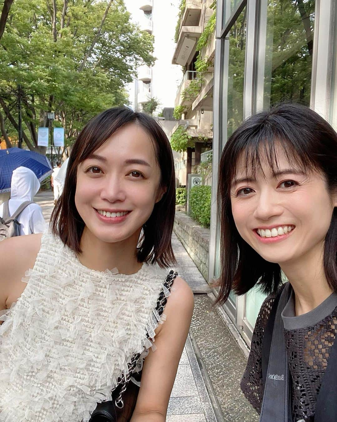 松尾依里佳さんのインスタグラム写真 - (松尾依里佳Instagram)「表参道で @yagi_masako ちゃんとバッタリ会えて嬉しい偶然に感謝🤍  母たちが話してるうちに 子どもたち同士も好きなポケモン話で 盛り上がってくれていて 次の約束までしていました😂  #八木麻紗子 ちゃん #テレビ朝日アナウンサー  #同じ大学 #2児ママ同士」8月30日 16時21分 - erika.matsuo