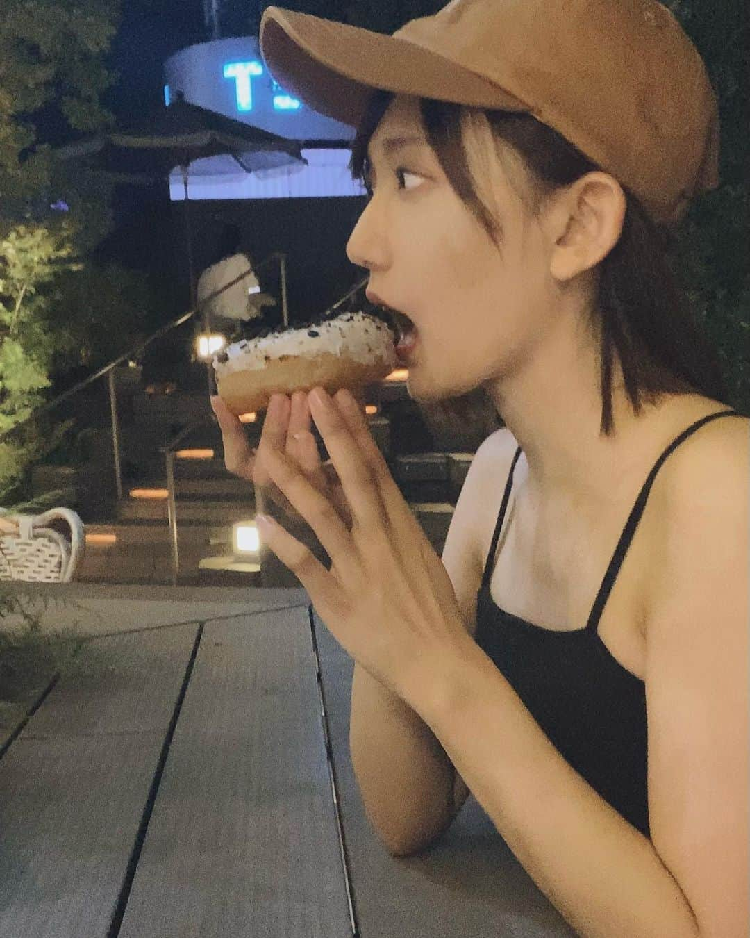 石原由希のインスタグラム：「ドーナッツ🍩」