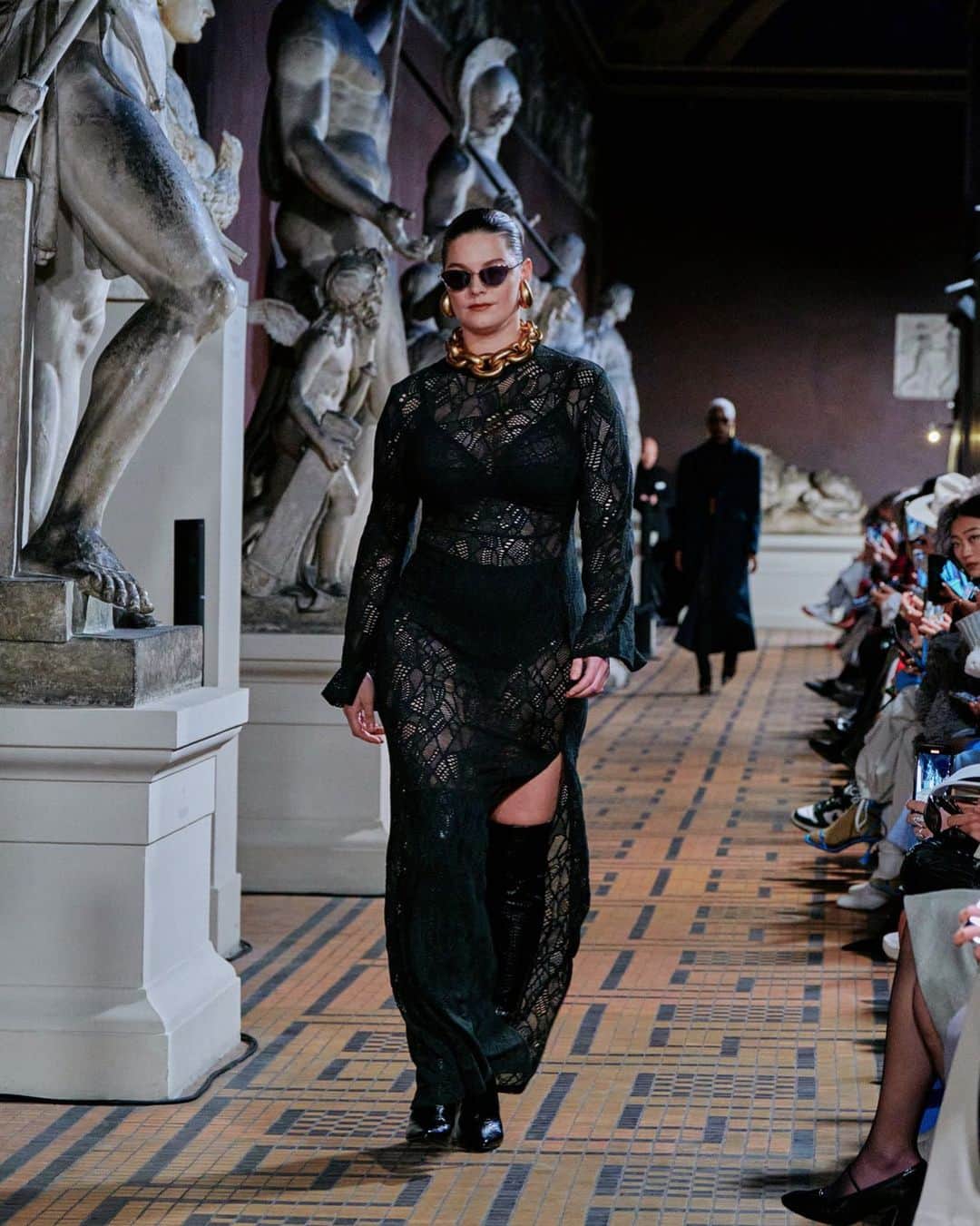のインスタグラム：「Christine-Sofie wearing GESTUZ lace on the AW23 runway. Online now! #GESTUZ」