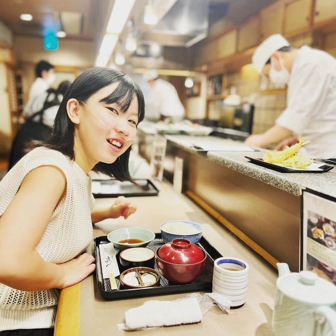 yukiさんのインスタグラム写真 - (yukiInstagram)「おはようございます。 　 夏休みもあと少しでおしまい… 学校がはじまったら行けないランチを 今のうちに楽しんでます🥢  #食睡眠愛  #喋って笑う幸せ  #milkaの課外授業」8月30日 8時34分 - milkayuki