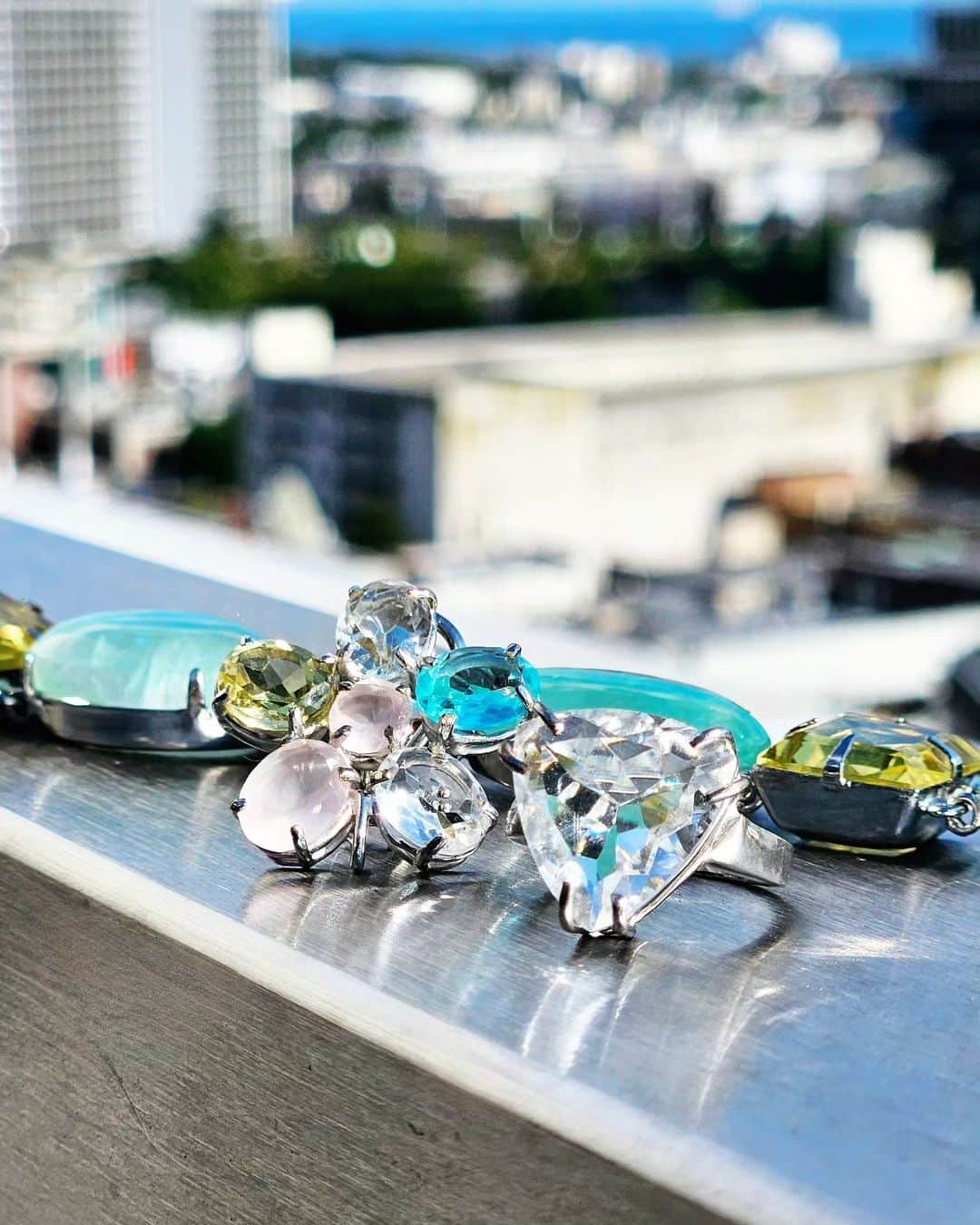 バウンキットのインスタグラム：「🤍Shimmer & Shine🤍 with our silver tone collection!  Rhodium-Plating is currently taking the fashion world by storm, offering a luxurious sheen and exceptional durability that elevates any ensemble. Shop online at www.bounkit.com and get 15% OFF your first online purchase💫  #jewelry #jewelrydesigner #designer #rings #earrings #newarrivals #handmade #custom #madeinusa #newyork #trending #silver #bounkitnyc」