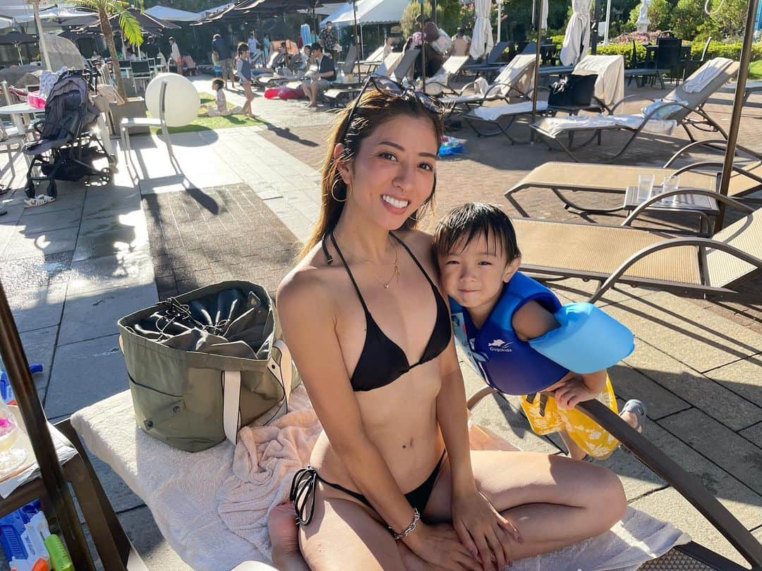 谷澤杏奈のインスタグラム：「👦🏻  子供達との夏の思い出🏖👙  .」