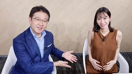 佐藤千晶さんのインスタグラム写真 - (佐藤千晶Instagram)「昨日はダイバーシティニュース、産休前、最後の出演でした☺️しばらくお休みをいただきます。目まぐるしく変わる国内政治、国際政治の動きを、毎週多角的な視点をもつコメンテーターの皆さんとお伝えしてきました。 写真は今月８月に撮影したコメンテーターの皆さんとの写真です☺︎  #津田大介　さん #河添恵子　さん #朝比奈一郎　さん #鮫島浩　さん  今月も分かりやすく鋭い解説を ありがとうございました！  他人事ではなく自分ごとに。 いろんなニュースは身近なことと繋がっています。 少しでも明るく優しいニュースが増えますように！  #ダイバーシティニュース #ラジオ #Luckyfm #YouTube #政治 #ニュース番組 #キャスター #アナウンサー #佐藤千晶」8月30日 9時48分 - satochiaki125