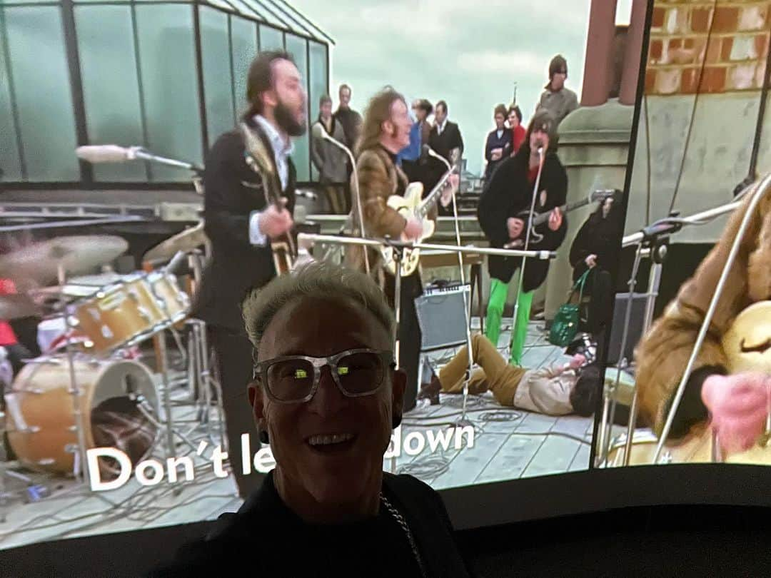 マーク・シュルマンのインスタグラム：「⠀ Speaking in Cleveland for #TAPPI hanging out at the Rock 'n' Roll Hall of Fame with the Beatles! 🎸  #ExistLoudly 🤟  #rocknrollhalloffame #keynotespeaker #drummer #markschulman」