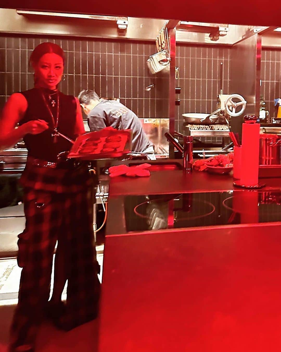 YOONのインスタグラム：「LAST NITE ⚗️🌙 𝑺𝒖𝒑𝒆𝒓 𝑩𝒍𝒖𝒆 𝑴𝒐𝒐𝒏 tonite... next will be in 2037」