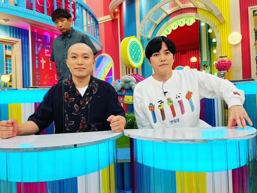 溜口佑太朗のインスタグラム：「グッドモーニング！グッドラヴィット！ #心強い先輩 #カレーボーイ」