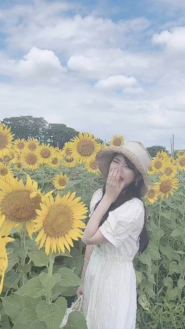 れみぱんのインスタグラム：「夏終わらないで…🥹」