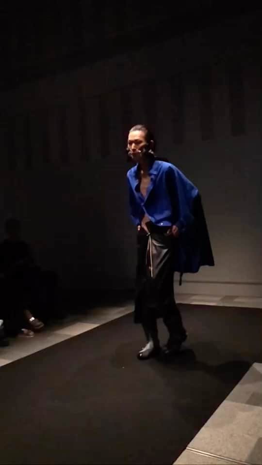 のインスタグラム：「楽天ファッションウィーク東京2024春夏2日目   #fashion #model #runway  #コレクション　#ファッション #fashion #model #runway  #fashionshow  @rakutenfwt @jfw @shinyakozuka @el_conductorh @ej_sheyang」