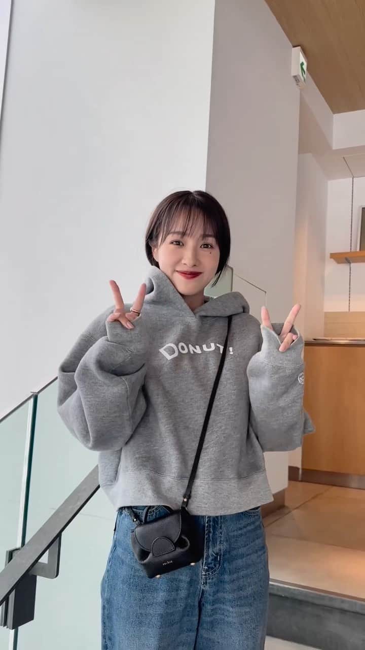 前田希美（まえのん）のインスタグラム：「ドーナツ🍩だいすきすぎて、 ドーナツパーカー作っちゃった人。   #nwith #code #nwithstyling #Donut  #🍩」