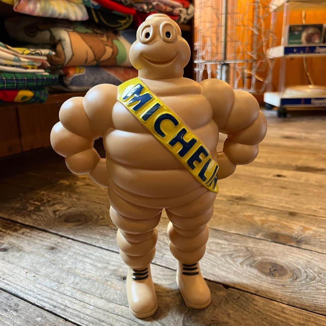 kiarrysのインスタグラム：「Vintage Michelin Bibendum. New in .」