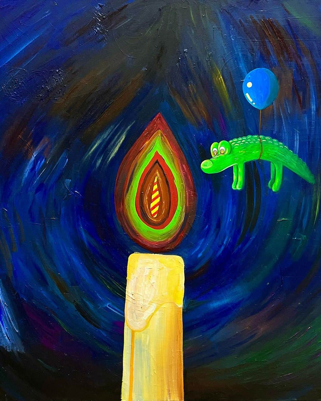 小池花瑠奈のインスタグラム：「・  東急プラザ渋谷・個展 展示作品  Title🖼️ 【cave entrance/入り口】 (oil on canvas)  📖作品解説📖  ろうそくの不思議な力に目が眩んでいるワニ。  炎を眺めているとき、私は 深い洞窟の入り口を見ているような 気持ちになります。 その吸い込まれそうな感覚を描きました。  遠目に観ていただくと背景は紺色ですが、 近くで観ると様々な色が混ざっているのがお分かりになるかと思います。 ぼんやりと不思議な光を放ち続けるろうそくの炎を表現しました。  ワニは初めて見る炎に、戸惑いながらも心を奪われているようです。  【サイズ】 F10」