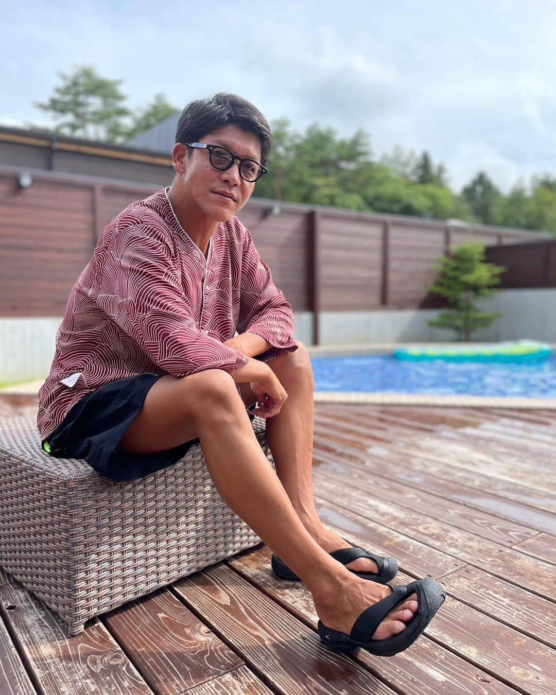 駿河太郎のインスタグラム：「このサンダル @keen_japan  調子良い😆  爪先がガードされてて、サンダルなのに電車で足踏まれても大丈夫🙆‍♀️  thanks always  @nakamurakatsuhiko  オススメ‼️」