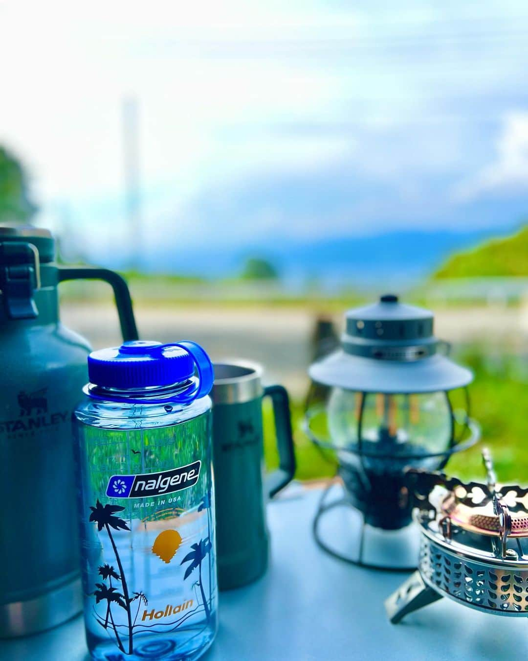 佑聖 さんのインスタグラム写真 - (佑聖 Instagram)「今年の夏も最高だ🫶🏽  #camping  #stanray  #barebones  #minimalworks  #nalgene  #snowpeak」8月30日 14時41分 - yousay_kickline