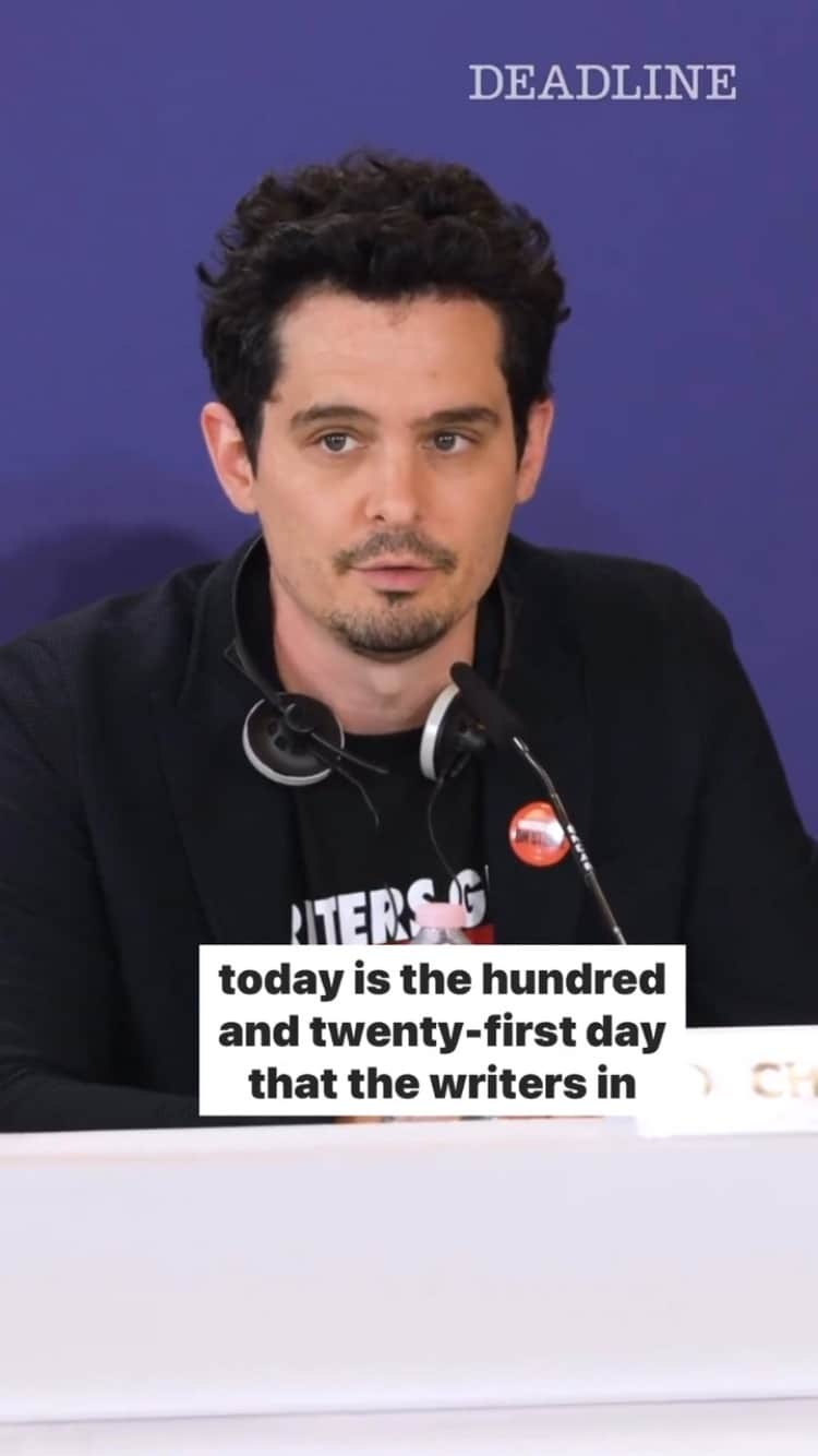 アリミ・バラードのインスタグラム：「Workers must SHARE in the WEALTH that they help to CREATE. Its NOT complicated..   #UnionSTRONG #SAGAFTRAStong #WGAStrong #TEAMSTERS #SOLIDARITY #TogetherWeARE   @sagaftra @wgaeast @wgawest @teamsters  #RePost w/ @deadline (WATCH) Damien Chazelle speaks about his support for the current writers and actors strikes in Hollywood #Venezia80」