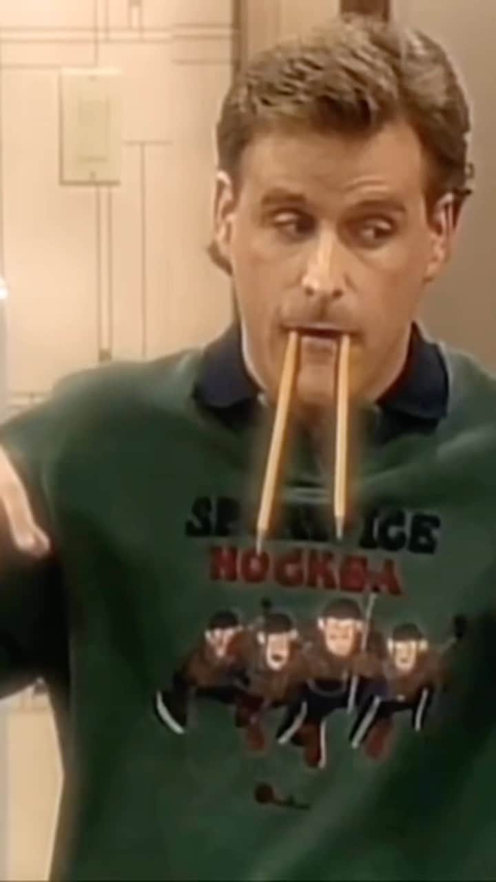 デイブ・クーリエのインスタグラム：「Time flies when you’re having fun! #fullhouse #fullerhouse #fullhouserewind #davecoulier」
