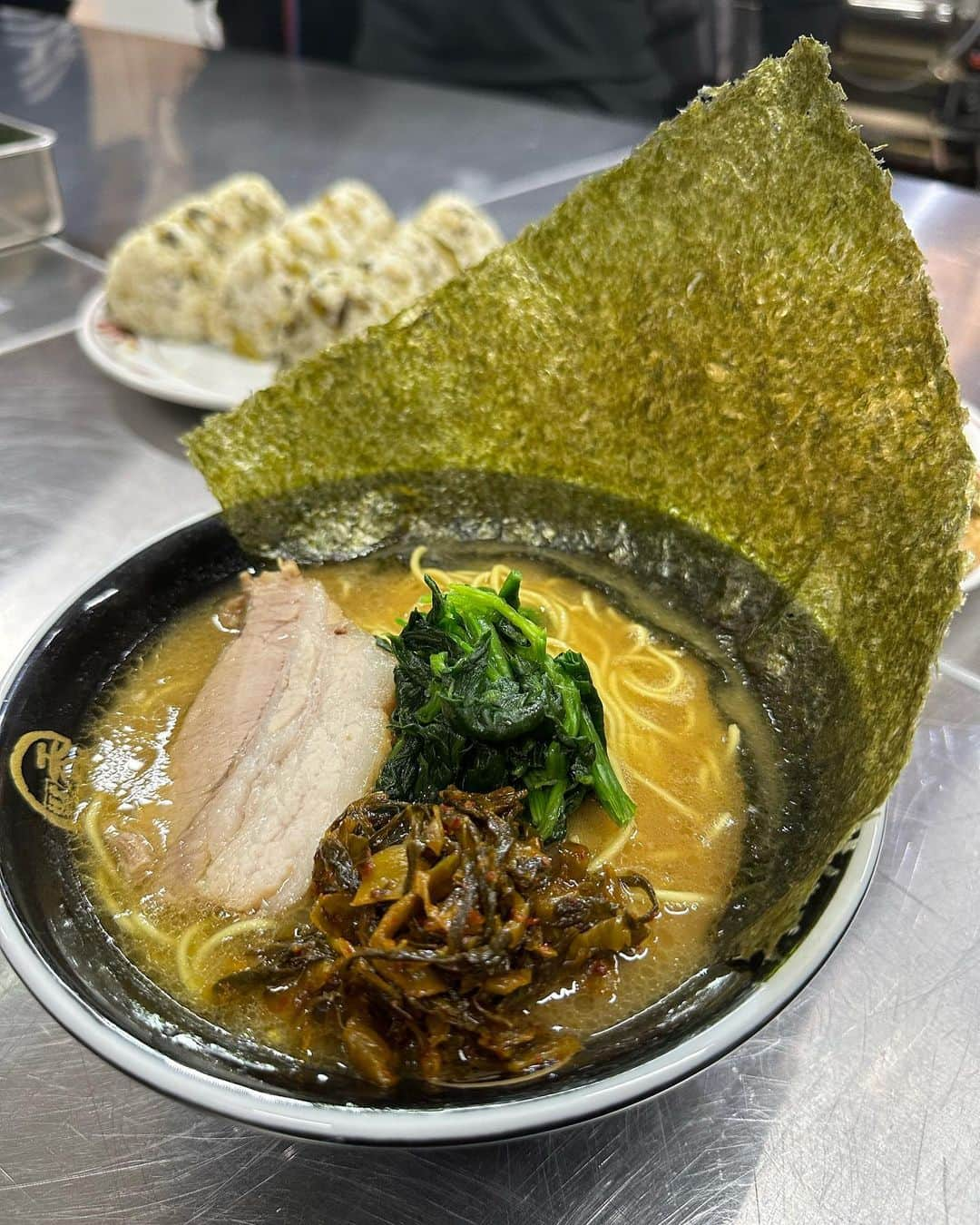 堀江貴文のインスタグラム：「#ramen #horieya #yamanami #bosf #bosf23 #別府お湯かけフェスBOSFに特別出店するヤマナミ麺芸社さんと堀江家のコラボレーションラーメン #9月9日別府でしか食べられない！ #美味しくないわけがない #いってらっしゃい #夕食 #料理 #美味しい #ごはん #food #foodlovers #foodie  #delicious #foodoftheday #foodgasm  #yum #yummy #tasty #eat #eating #hungry #foodpics #fresh #tasty #eating #foodpic #instafood」