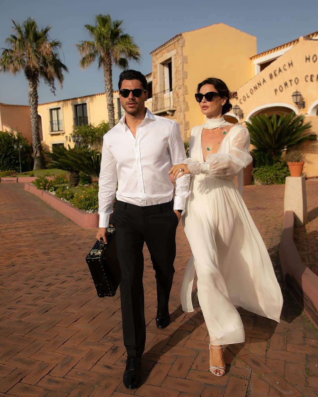 カトリネル・メンギアのインスタグラム：「Bond situation🕶️ @valerio_logrieco   in #PortoCervo at @colonnaresort with @nerolifestyle  📸 by @lodoclick  @chopard」