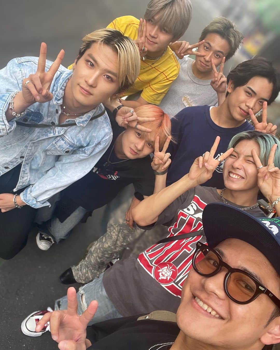 岩谷翔吾のインスタグラム：「KID PHENOMENONのみんなと バッタリ👍✨  デビューおめでとう🔥  ルイくんとはタイミング合わずだったので また今度機会があれば写真撮りたいと思います👌🙇‍♂️  #kidphenomenon」