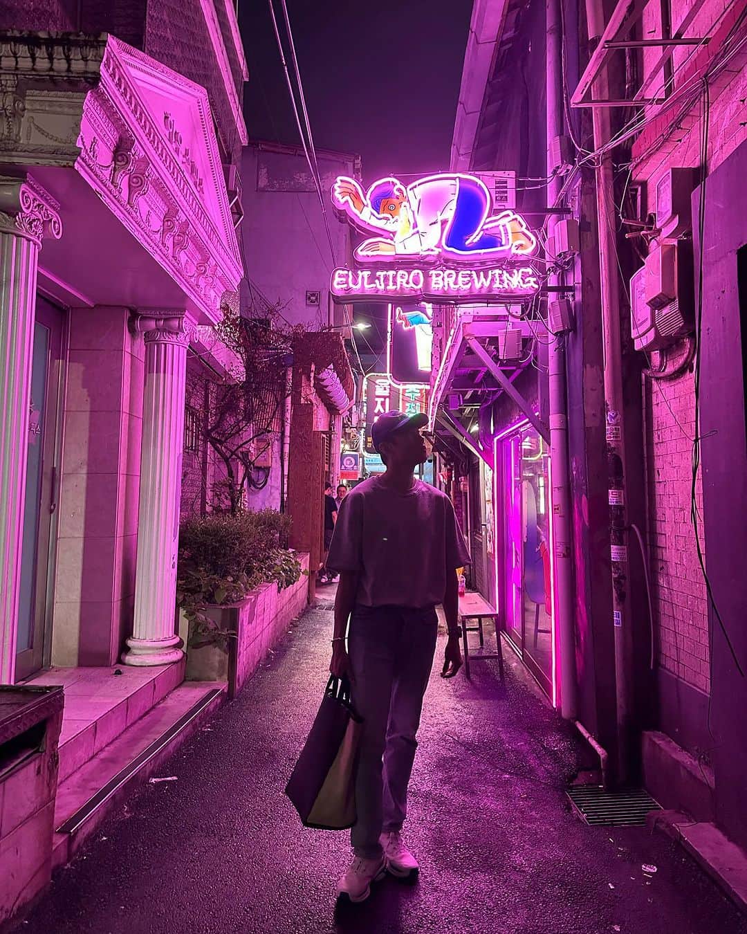 林俊傑さんのインスタグラム写真 - (林俊傑Instagram)「Seoul analog vibes.」8月30日 19時36分 - jjlin
