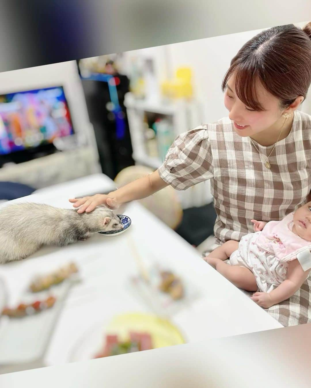 吉田早織さんのインスタグラム写真 - (吉田早織Instagram)「この間うちにもかちゃんが遊びにきてくれたよー💓💓💓  めっちゃ可愛いfamiliarのスタイをプレゼントしてくれました😭💕センス良すぎて愛用✌️  子供とフェレットを同時にあやしてて、私よりレベル高かった🤣🤣🤣❣️笑  #follow#followme#インフルエンサー#followforfollowback#いいね返し#likeforlikes #like4likes #follow4followback」8月30日 19時47分 - saoriyoshida034