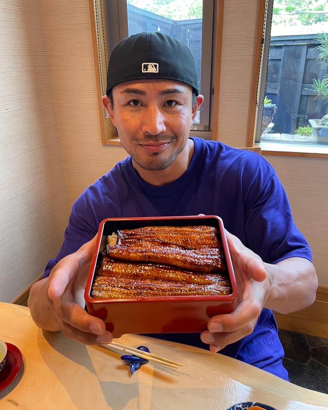 魔裟斗のインスタグラム：「小田原までバイクで鰻を食べに！ #魔裟斗  #魔裟斗チャンネル」