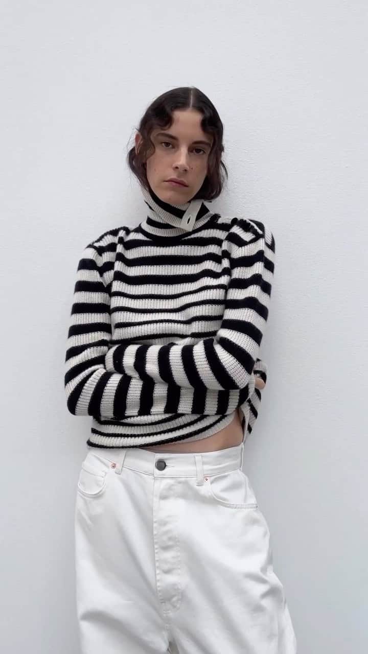 MATCHESFASHION.COMのインスタグラム：「Exclusive to #MATCHES, @raeyofficial has teamed up with stylist @suzannekoller for a collection of seasonless staples. Link in bio to shop.」