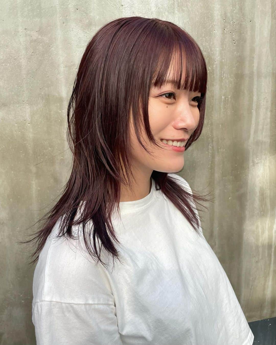 酒井萌衣さんのインスタグラム写真 - (酒井萌衣Instagram)「久しぶりに明るくー。 @satsukii_abem  喋りすぎて笑いすぎました いつもありがとうございます😇❤️‍🔥  #レイヤーカット #レイヤー」8月30日 20時19分 - sakai__mei