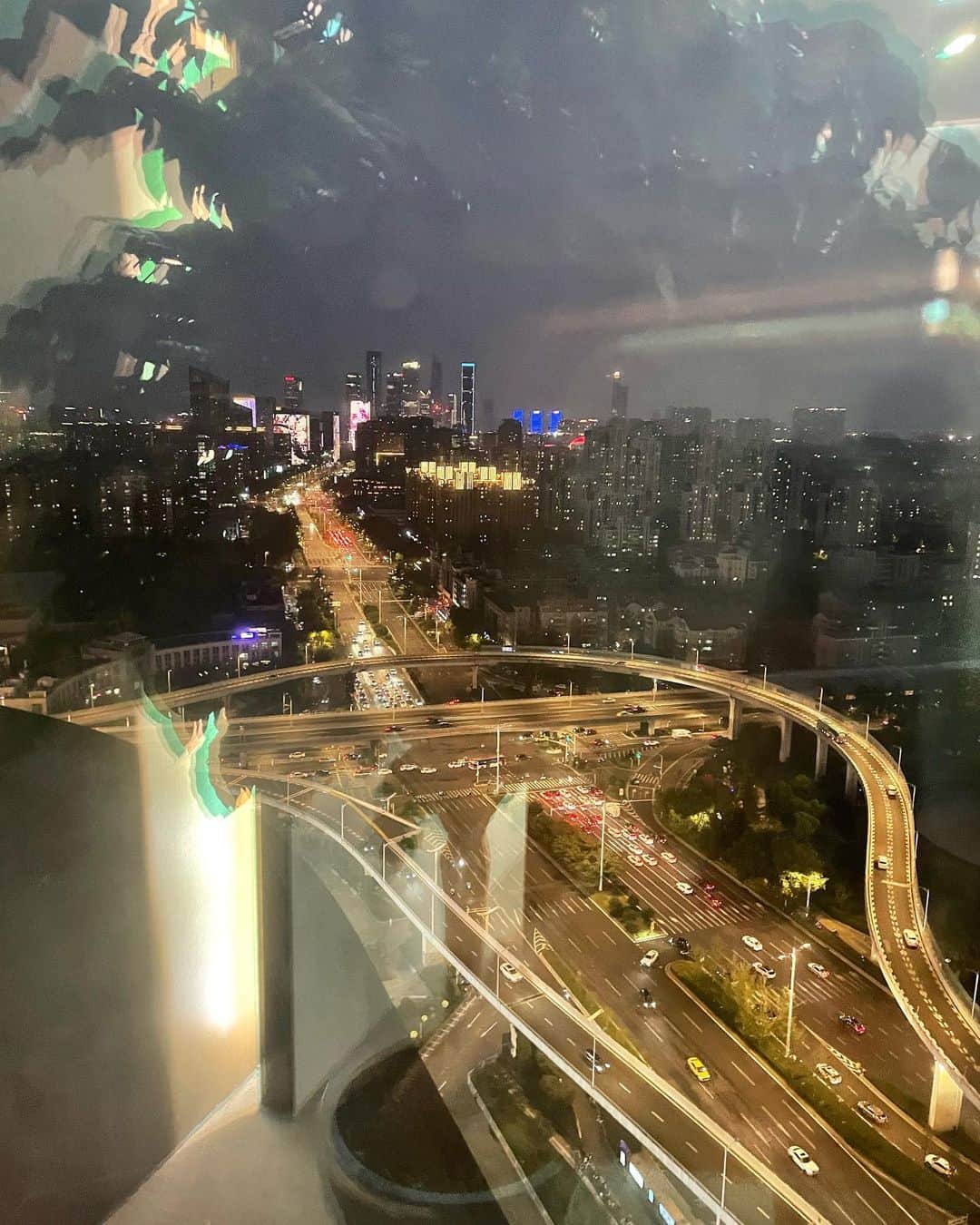 張織慧のインスタグラム：「南京 ・ ・ ・  #南京 #中国 #東京 #海外 #follow #旅行 #規制 #夜景」