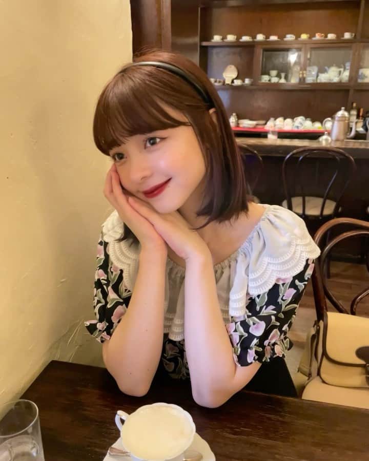 新田湖子のインスタグラム：「ふらっと寄った喫茶店 見事にタイプすぎました、🫣至高〜〜」