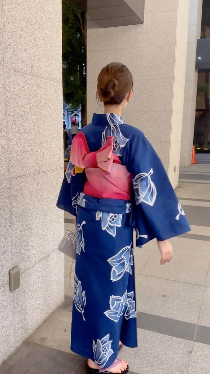 郡司恭子のインスタグラム：「Yukata casual cotton KIMONO🌻  今年、ひさびさの夏祭りで浴衣を✨ 仕立ててから初めて袖を通しました☺️  #yukata #kimono #kimonostyle #japanese #🇯🇵  #浴衣 #ゆかた #浴衣コーデ #着物 #きもの #きものコーデ #お祭り #日本テレビ #日本テレビアナウンサー #アナウンサー #佐藤真知子 #郡司恭子」