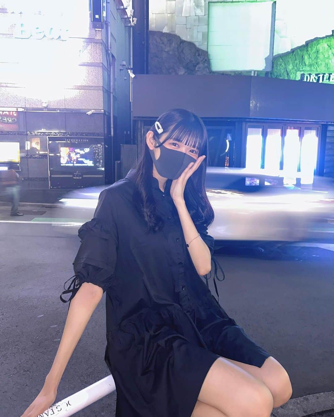 のインスタグラム：「最近パールピンつけがち🏳️‍⚧️ ❤️‍🔥🍒 10月22日（日）東京国際フォーラムホールCにて、所属してるアイドルグループ『SweetAlley』の4thワンマンライブがあります！！🍒❤️‍🔥  チケットはプロフィールのリンクの1番上からゲットできます🎟 普段のライブで手売り販売もしてます🪄  📍 会場：東京国際フォーラム ホールC ⏱ 開場16:00／開演17:00 👛 料金：VIPチケット40,000円／Sチケット4,000円／Aチケット1,000円／手売りチケット1,000円（各D代別） 🚶🏻 入場順：①VIPチケット（当日抽選）→②Sチケット（整理番号順）→③Aチケット（整理番号順）→④手売りBチケット（整理番号順）  👑VIPチケット特典 最優先入場／VIP専用エリア／ワンマンTシャツ／バックヤード見学／リハーサル見学／サイン入りVIPパス／ファストパスチェキ券  🏅Sチケット特典 優先入場（一般エリア）／ワンマンTシャツ  ライブ後は特典会(チェキ会)があります📸！ トーク落書き有 ￥2000 トーク落書き無 ￥1000 🎁初めましての方はトーク落書き有チェキ1枚無料🎁(10/22以外🙏🏻)  その他ワンマン詳細はチケットと同じくプロフィールのリンクの1番上から見られます🧏🏻‍♀️ 通常ライブはプロフィールの「会えちゃう」やTwitterから予定チェックできます🫧  10月22日全力で楽しませるのでこの日は一緒に過ごさせてください🥺！インスタのみんなにも会えますように💭♡  ライブのことで分からないことあったら気軽にDMしてね🫶🏻既読つけられないけど全部読んでます💌」