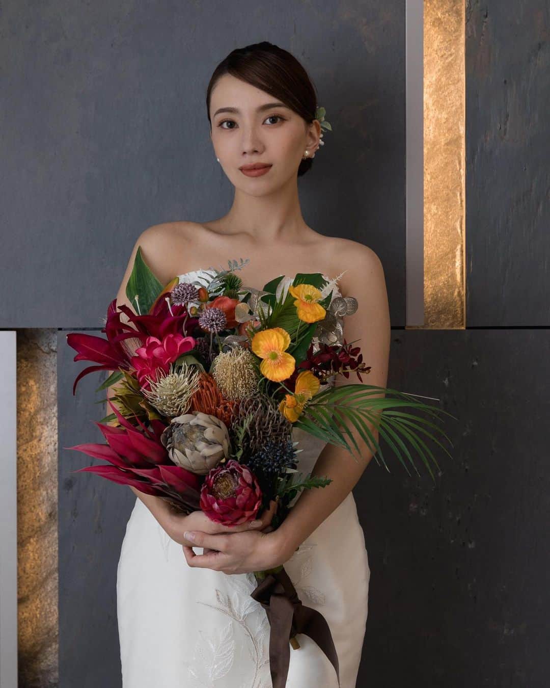 本郷多香子のインスタグラム：「前撮り🫶🏻  カズチがポーズ上手で 指示までしてて面白かった🫢  #wedding  #ウエディングフォト #プレ花嫁」