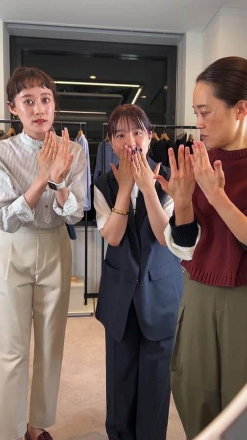のインスタグラム：「8/30(水)骨格診断ライブ「ボトム図鑑　特別編 自分らしさを引き出すボトムの選び方」  待望の骨格診断ライブを配信！ ゲストにイメージコンサルタント兼モデル【橘 季希さん @kiki.t_color 】をお迎えしました🎉🧡🌼  骨格別に“より似合う”、そしてお洋服選びがさらに楽しくなるコツをたくさん教えていただきました！  ぜひこの機会に自分の骨格を知って、もっとおしゃれを楽しんでみませんか？☺️💛  骨格ウェーブ ▶︎KIKIさん166cm・shio163cm 骨格ナチュラル▶︎yoko158cm,maru163cm 骨格ストレート▶︎sayaka153cm,fuu154cm  ⬛︎フィッティングキャンペーン 8/30(水)〜8/31(木) 2日間限定 返送料無料キャンペーンを実施！  #humanwoman #ヒューマンウーマン #骨格診断 #インスタライブ #秋服コーデ #骨格ウェーブ #骨格ナチュラル #骨格ストレート」