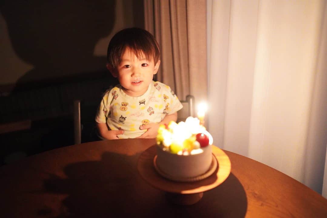 山中亮輔さんのインスタグラム写真 - (山中亮輔Instagram)「Happy Birthday REO🥰🎂 @rikureogram  #happybirthday  #2歳 #mysweetboy  #君の為に君たちの為に何をし何を残してやれるだろう #子供たちの未来へ #ケツメイシ」8月30日 22時07分 - yamanaka_ryosuke24